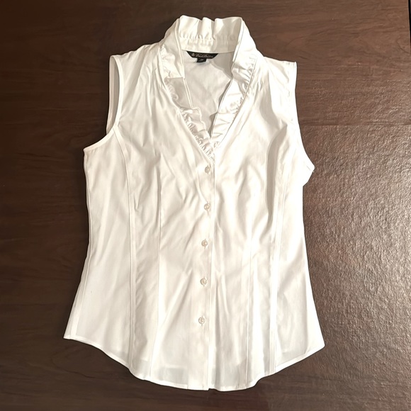 Brooks Brothers Non-Iron Stretch Supima Cotton Ruffle Dress Shirt - Picture 2 of 4